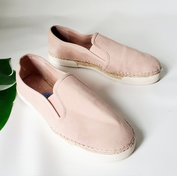 Vince Camuto TAMBIE Slip On Leather Platform Loafers Sz 6.5 - Picture 1 of 11